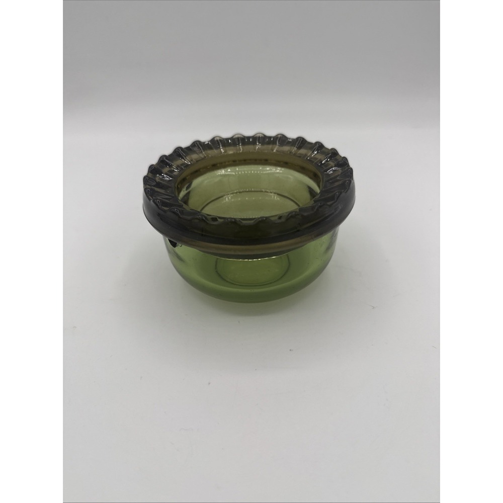Vintage Indiana green glass Ashtray With Kings Crown